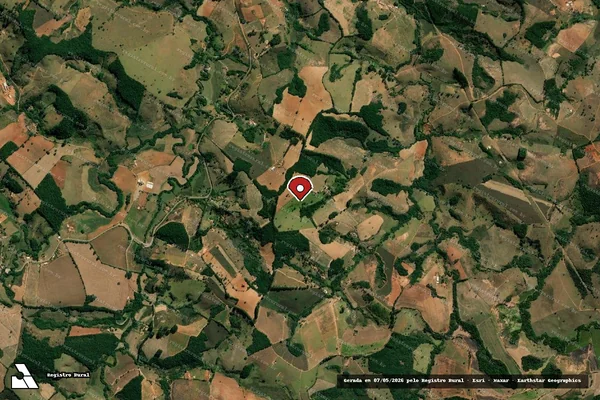 Imagem de satélite de Infração Ambiental em Santana dos Montes - MG (marcador da localização)
