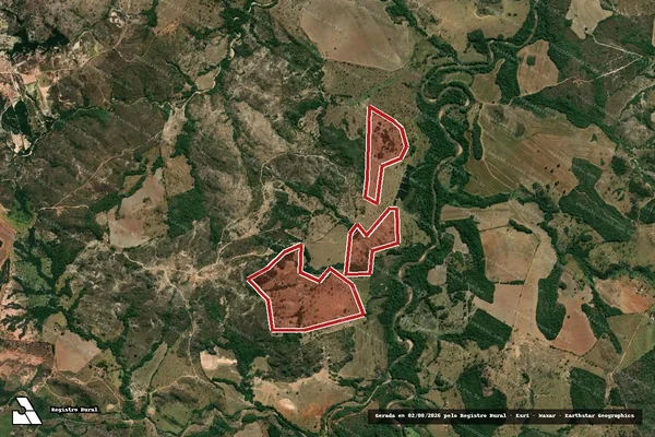 Imagem de satélite de Infração da Flora em Monte Carmelo - MG