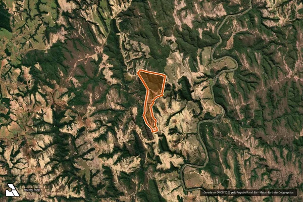 Imagem de satélite de Fazenda Bucaina em VARJÃO DE MINAS - MG