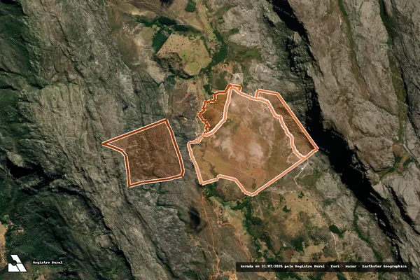 Imagem de satélite de Fazenda Lapinha De Cima em SANTANA DO RIACHO - MG