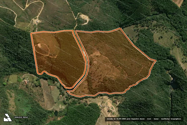 Imagem de satélite de Fazenda Serra em CAPITÓLIO - MG