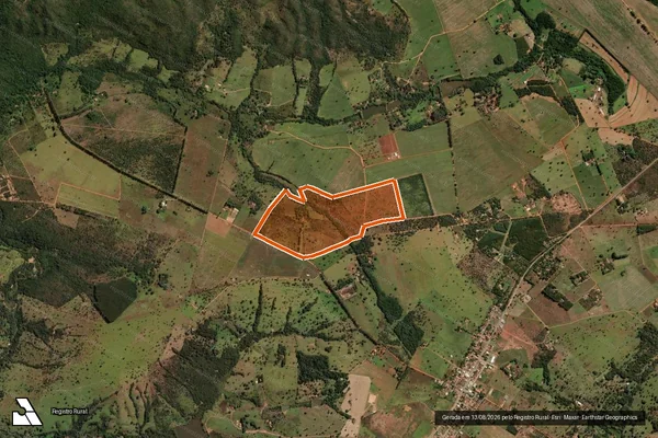 Imagem de satélite de FAZENDA PEQUIZEIRO LAGINHA em HIDROLÂNDIA - GO