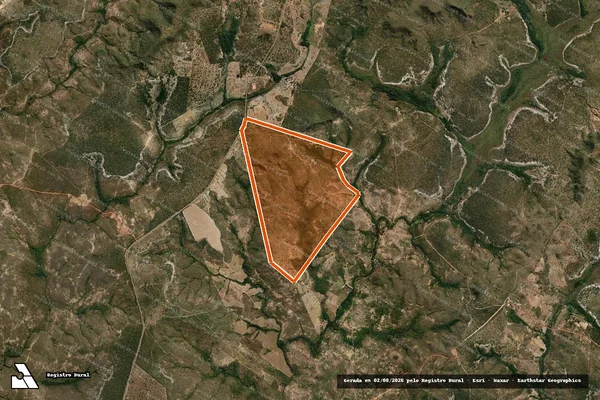 Imagem de satélite de Fazenda Furados em ARINOS - MG