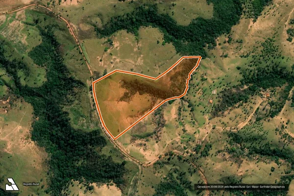 Imagem de satélite de FAZENDA SERRA DO BARREIRO em CARMO DO PARANAÍBA - MG