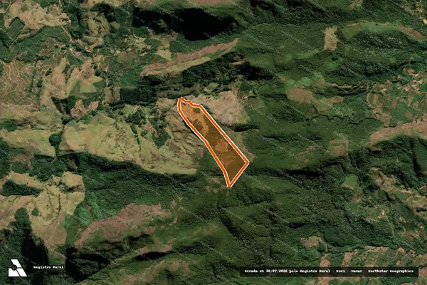 Imagem de satélite de CABECEIRA DA PEDRA DOURADA em LUISBURGO - MG