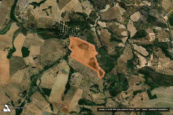 Imagem de satélite de FAZ CACHOEIRA DOS BORGES E PARAISO em SANTO ANTÔNIO DO MONTE - MG
