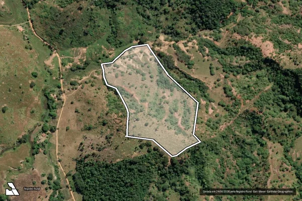 Imagem de satélite de Cachoeirão ou Córrego da Palestina - Parte 1 em Pocrane - MG