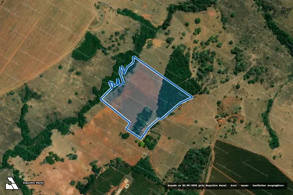 Imagem de satélite de Fazenda Santa Barbara e Água Emendada Lugar Catingueiro - 02 em Monte Carmelo - MG