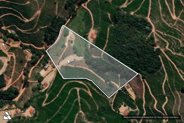 Imagem de satélite de SANTANINHA - SANTANINHA em Chalé - MG