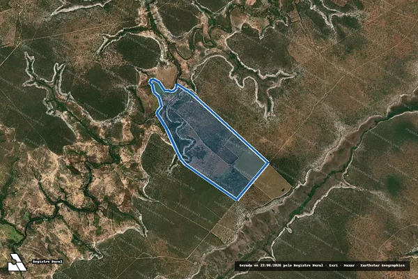 Imagem de satélite de FAZENDA BARREIRINHO LUGAR DENOMINADO VEREDA DAS PORTEIRAS - Gleba 01 em Urucuia - MG