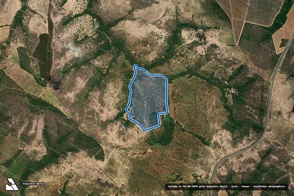 Imagem de satélite de Fazenda Bananal - Parte 1 em Curvelo - MG