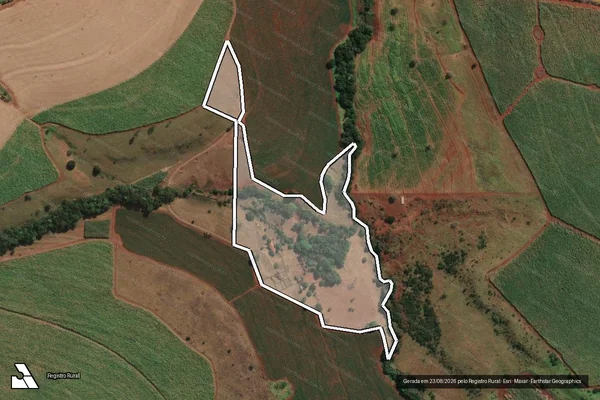 Imagem de satélite de Fazendas Ribeirão do Meio e Pontal da Água Amarela da Barra do Rio Verde - Gleba 02 em Itapagipe - MG