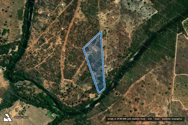 Imagem de satélite de FAZENDA BARRA DAS PEDRAS OU SÃO MIGUEL - Gleba 04 em Uruana de Minas - MG