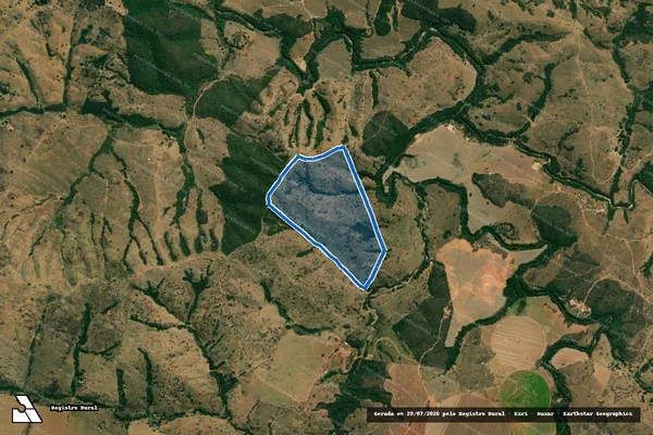 Imagem de satélite de Fazenda Maximos lugares denominado Sucuri e Retiro - Parte 1 em Monte Carmelo - MG