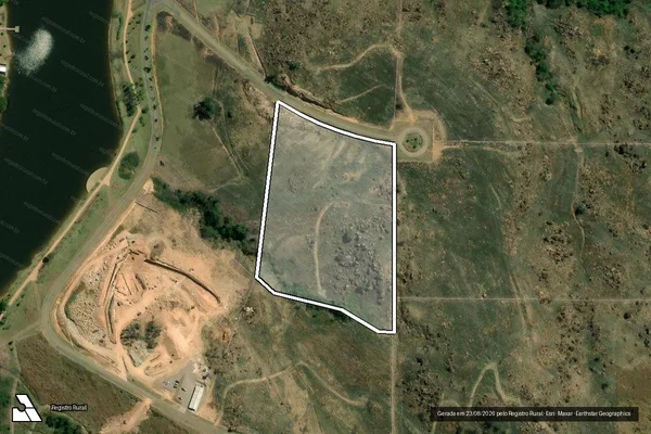 Imagem de satélite de CASA DE CAMPO SANTANA DO CUIABANO - GLEBA GRANDE E GLEBA E - FAZENDA ESPÍRITO SANTO - HARAS 31 em Valinhos - SP
