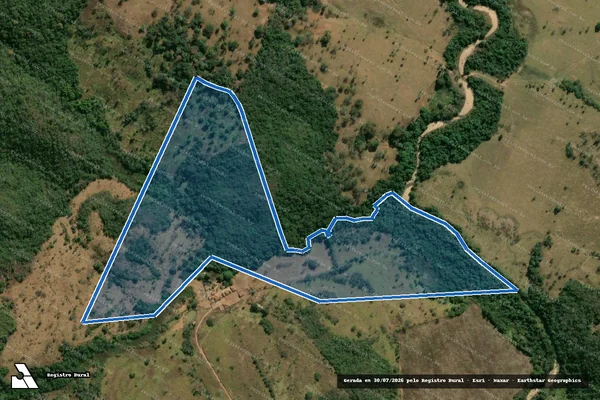 Imagem de satélite de Fazenda Penedo e Bros De Baixo, lugar denominado Santa Maria - Parcela 1 em Monte Carmelo - MG