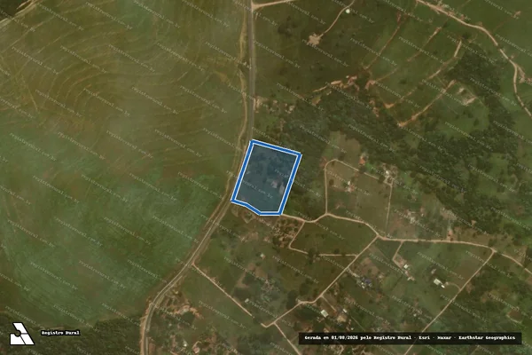 Imagem de satélite de Fazendas Três Barras, Monte Alto e Flores lugar denominado Fazenda Nova Era - N em Mineiros - GO