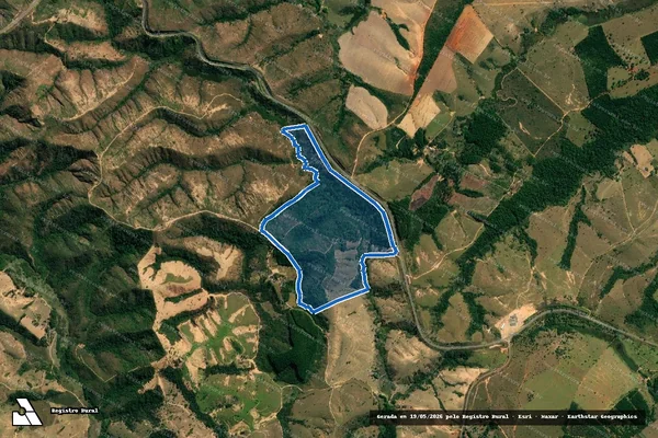 Imagem de satélite de Fazenda Campos dos Oliveiras - Parcela 1 em Luz - MG