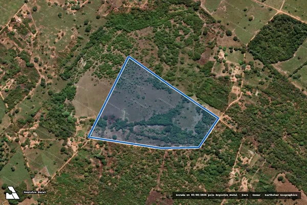 Imagem de satélite de Fazenda Cruz - ÁREA 2 em Januária - MG