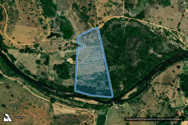 Imagem de satélite de Fazenda Bebe Calado - Parcela II em Pavão - MG