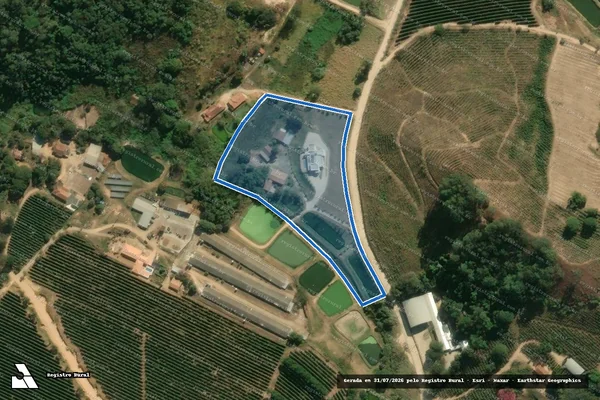 Imagem de satélite de SÍTIO SANTA LÚCIA - ÁREA B em Espírito Santo do Pinhal - SP