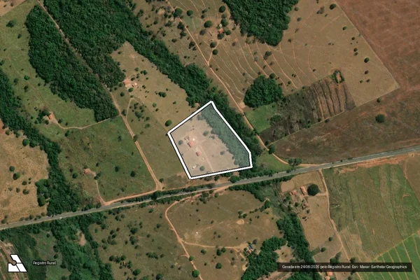 Imagem de satélite de FAZENDA CÓRREGO DA ONÇA - Parte 2 em São Luís de Montes Belos - GO