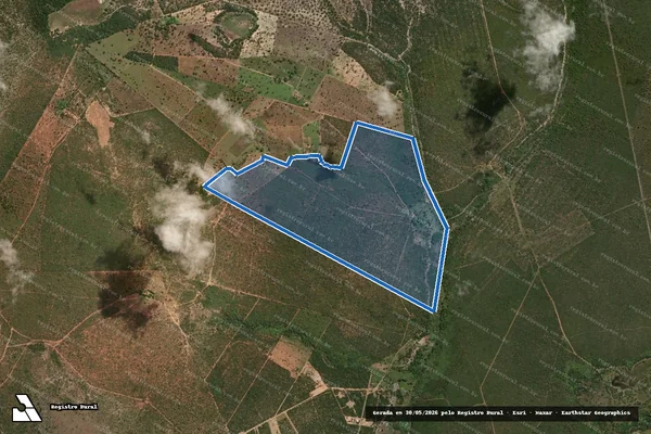 Imagem de satélite de FAZENDA BREJO GLEBA 02 - 001 em Arinos - MG