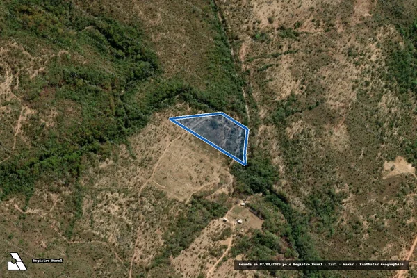 Imagem de satélite de FAZENDA FURADOS - GLEBA 04 em Arinos - MG
