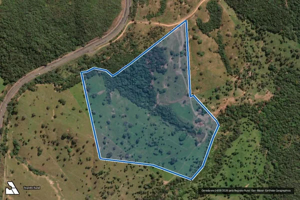 Imagem de satélite de FAZENDA FLORESTA - GLEBA 01 em Araguari - MG