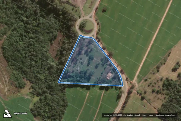 Imagem de satélite de FAZENDA ESTIRÃO - GLEBAS A1, A2 e B - Gleba B em Paranapanema - SP