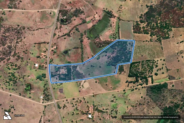 Imagem de satélite de FAZENDA UMBURANHINHA e LAGOA DO ARROZ - Gleba 02 em Guanambi - BA