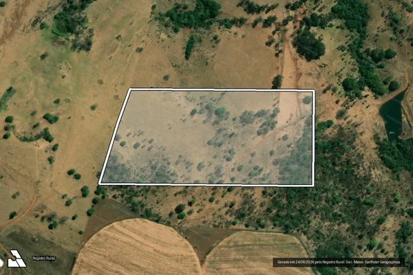 Imagem de satélite de Fazenda Onça - Parte 1 em Presidente Olegário - MG